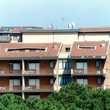 Eur Nir Residence Roma Esterno foto
