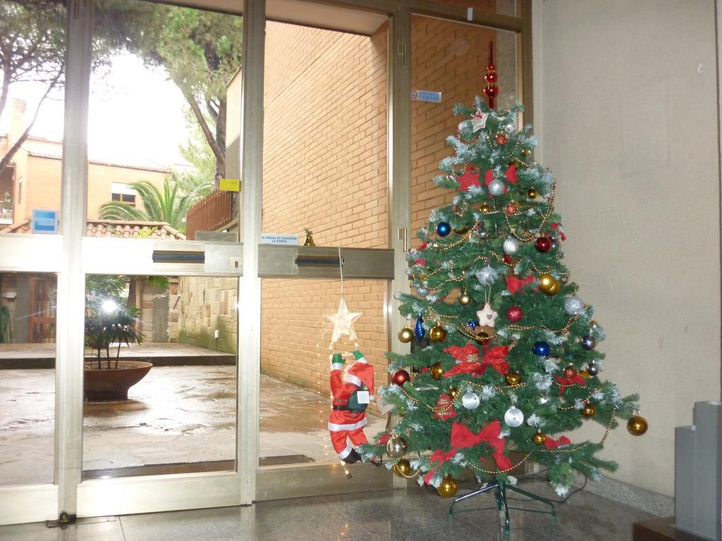 Eur Nir Residence Roma Esterno foto