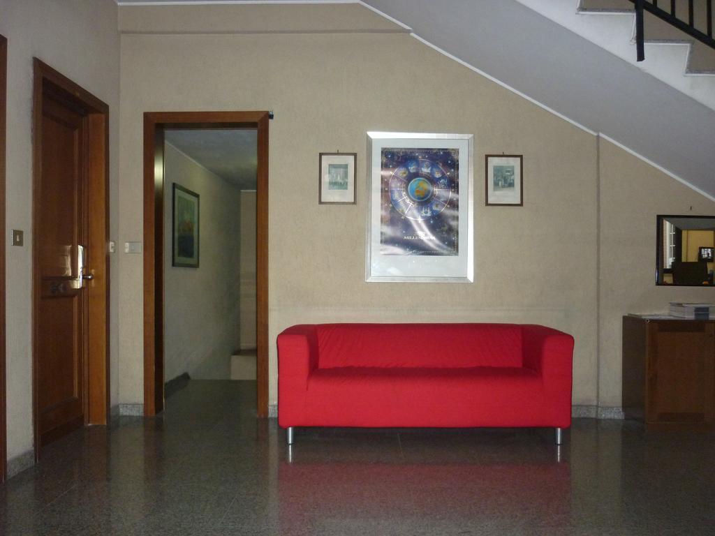 Eur Nir Residence Roma Esterno foto